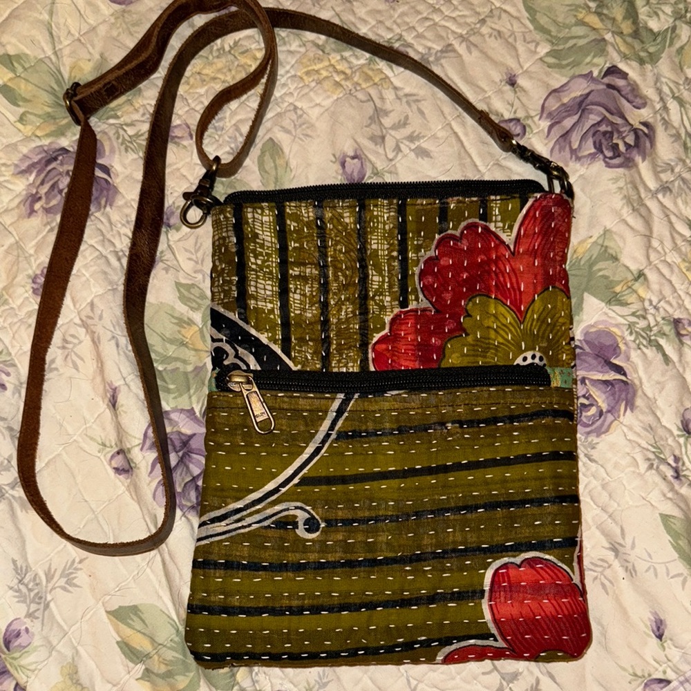 Embellish purse leather strap beautiful condition